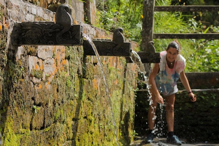 19 Days Mera Peak Climbing & Expedition – One Life-Changing Himalayan Adventure