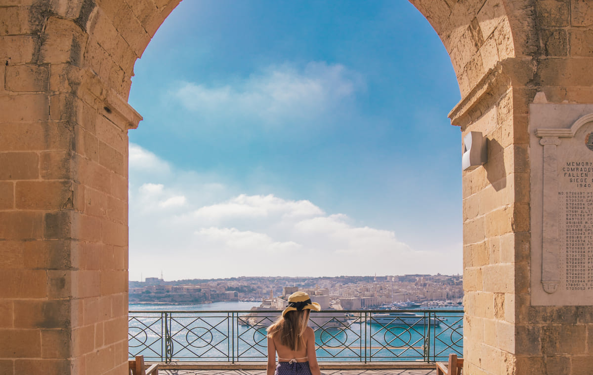 Valletta Full-Day Guided Tour in French (Including Lunch)