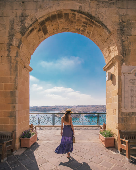 Valletta Full-Day Guided Tour in French (Including Lunch)