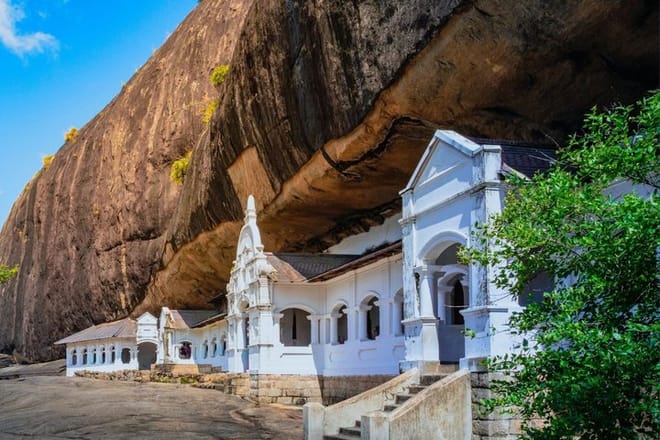 8-Day Private Tour with Train Ride, Safari & Beaches 3