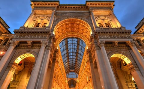 Cultural and Historical Tour of Milan's Iconic Landmarks