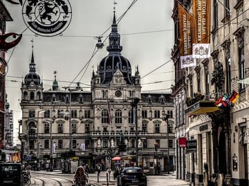 Experience Graz: Old Town & Scenic Funicular Ride to Schlossberg