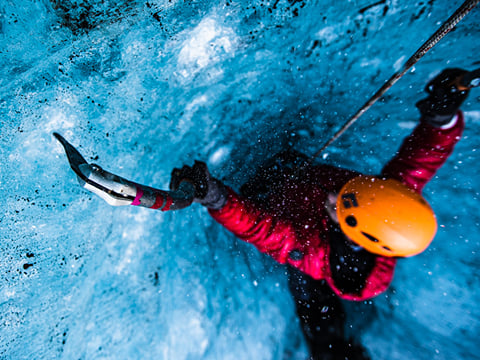 Private Ice Cave + Climbing Photoshoot Adventure, photo 8