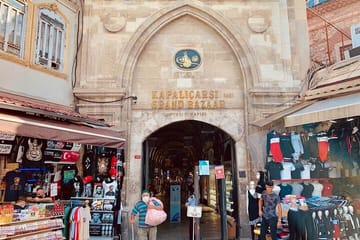 Private Guided Tour of Istanbul's Old City with Vehicle