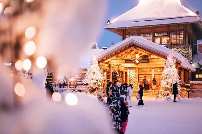 Visit Santa in Arctic Circle with Husky ride and lunch from Levi. photo 4