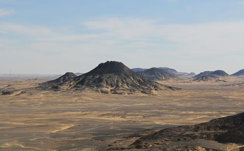 Overnight Adventure to Bahariya Oasis and Desert Landscapes