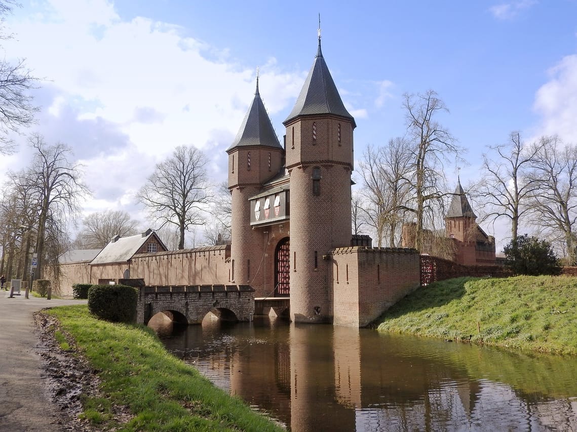 Private Tour: Utrecht, Haar Castle & Breukelen – Premium Car & Official Guide 8