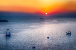 Private Catamaran Beautiful Day around Santorini via Red beach
