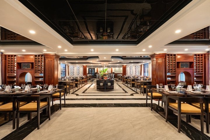 Hanoi: 5-Star Luxury Day Cruise to Lan Ha Bay with Scenic Views 6