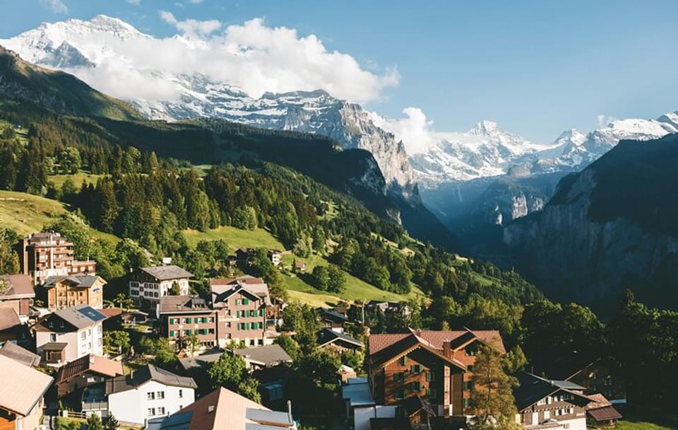 Grindelwald and Lauterbrunnen Valley Day Trip from Zurich