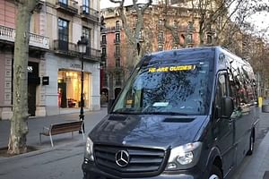 Private Transfer from Barcelona City to the Airport for a group up to 15 people