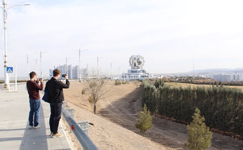 Ashgabat Full‑Day City Tour with Local Guide