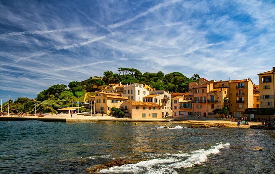 Private Guided Walking Tour of Saint-Tropez Highlights