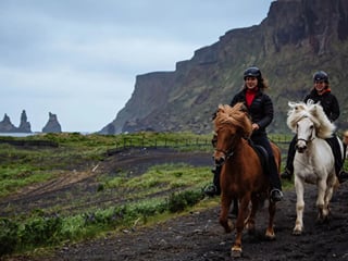 South Coast Odyssey: Waterfalls, Glaciers & Horse Riding, photo 12