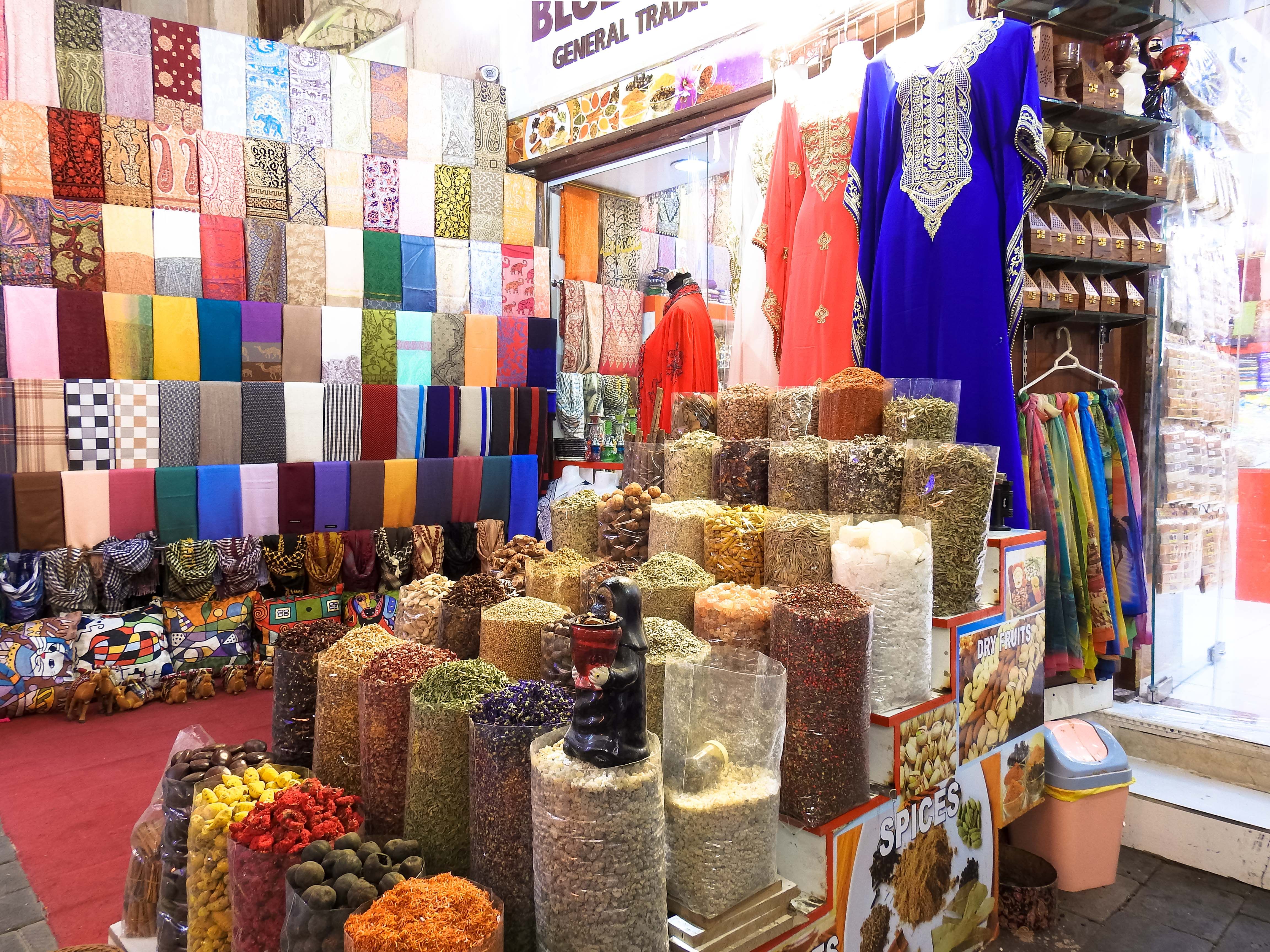 Shopping Tour Dubai with Daytur