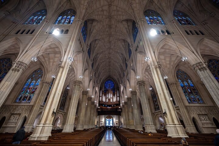 Top of the Rocks &amp; St Patricks Cathedral official Audio Tour