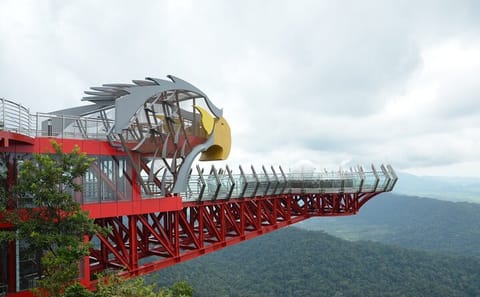Langkawi’s Sky Symphony: Gondola Plus Dual Bridge Experience