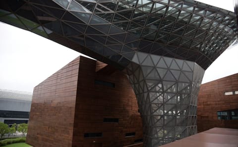 M50 Art District and West Bund Gallery Tour in Shanghai