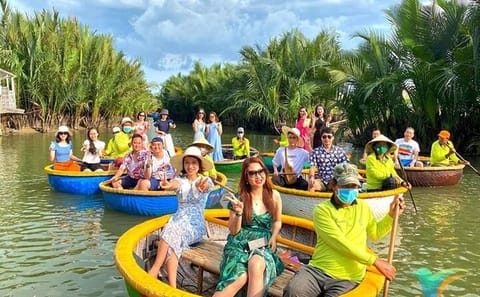 Coconut Basket Boat and Cooking Class in Cam Thanh, Hoi An