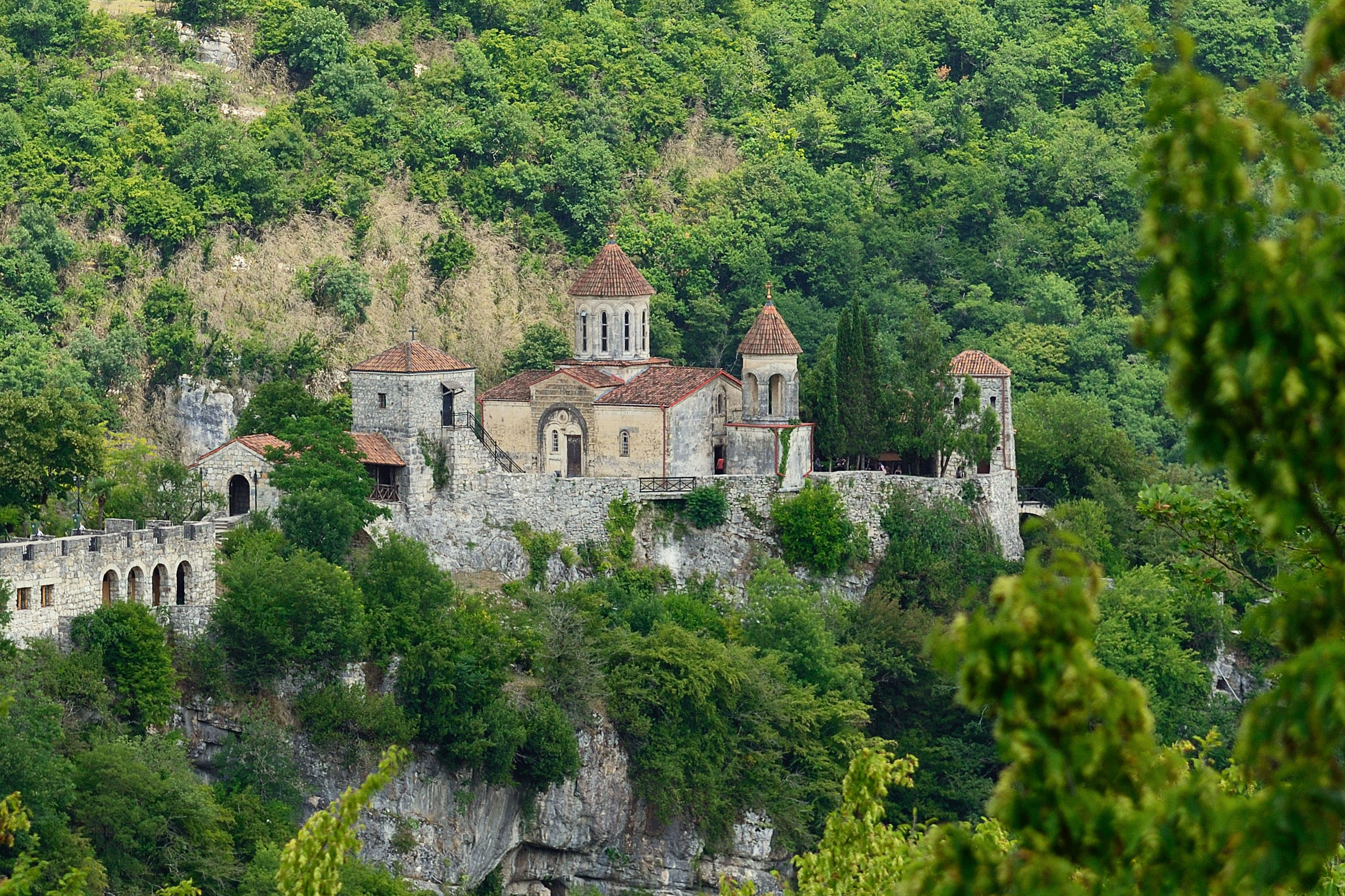 Motsameta Monastery