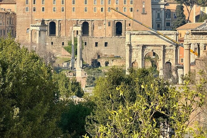 Rome Colosseum, Ancient Rome VIP  & Tiber River Boat Ride Tickets