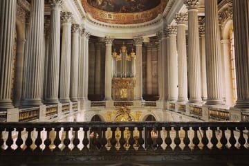Private Guided Tour of Versailles and Marie-Antoinette’s Hamlet