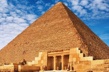 Cairo Day Trip from Hurghada with Guided Tours and Flights
