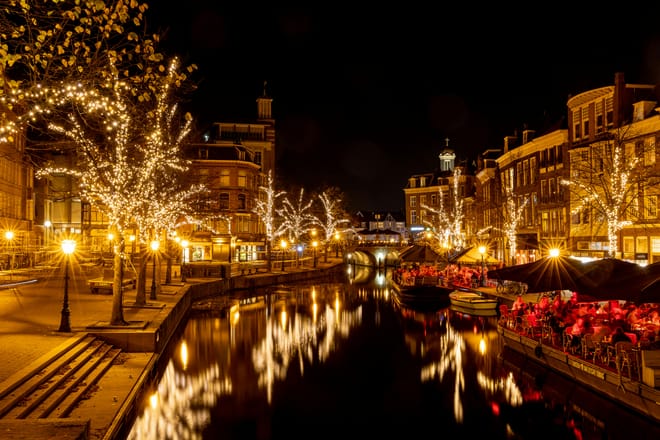 Gouda & Delft Private Tour – Luxury Car & Official Guide 3