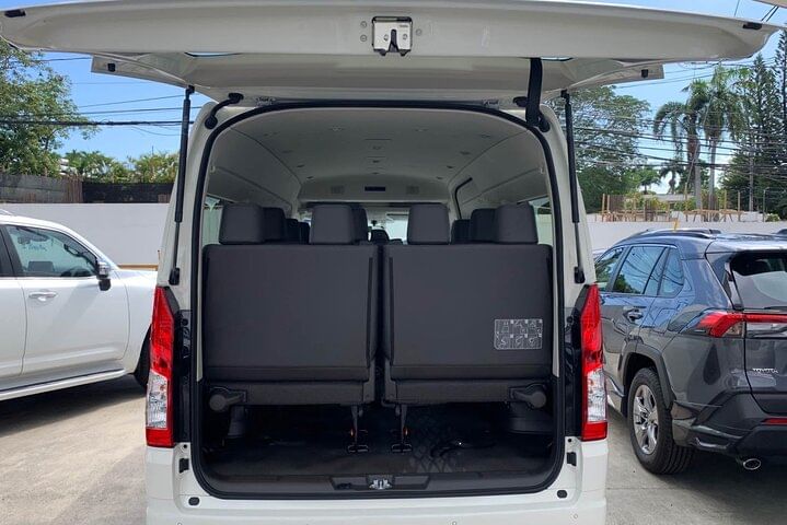 Private Sedan roundtrip- Puntacana airport to bávaro & Puntacana