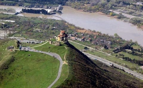 Private Day Tour: Tbilisi, Mtskheta and Jvari Monastery