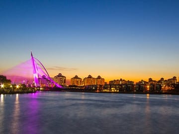 Private Sunset Cruise in Putrajaya and Kuala Lumpur Night Tour
