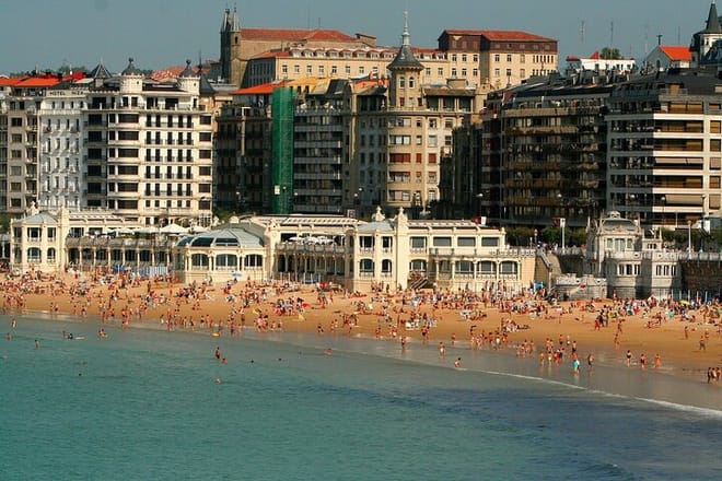 San Sebastian - Donostia Private Walking Tour with a Professional Guide photo 3