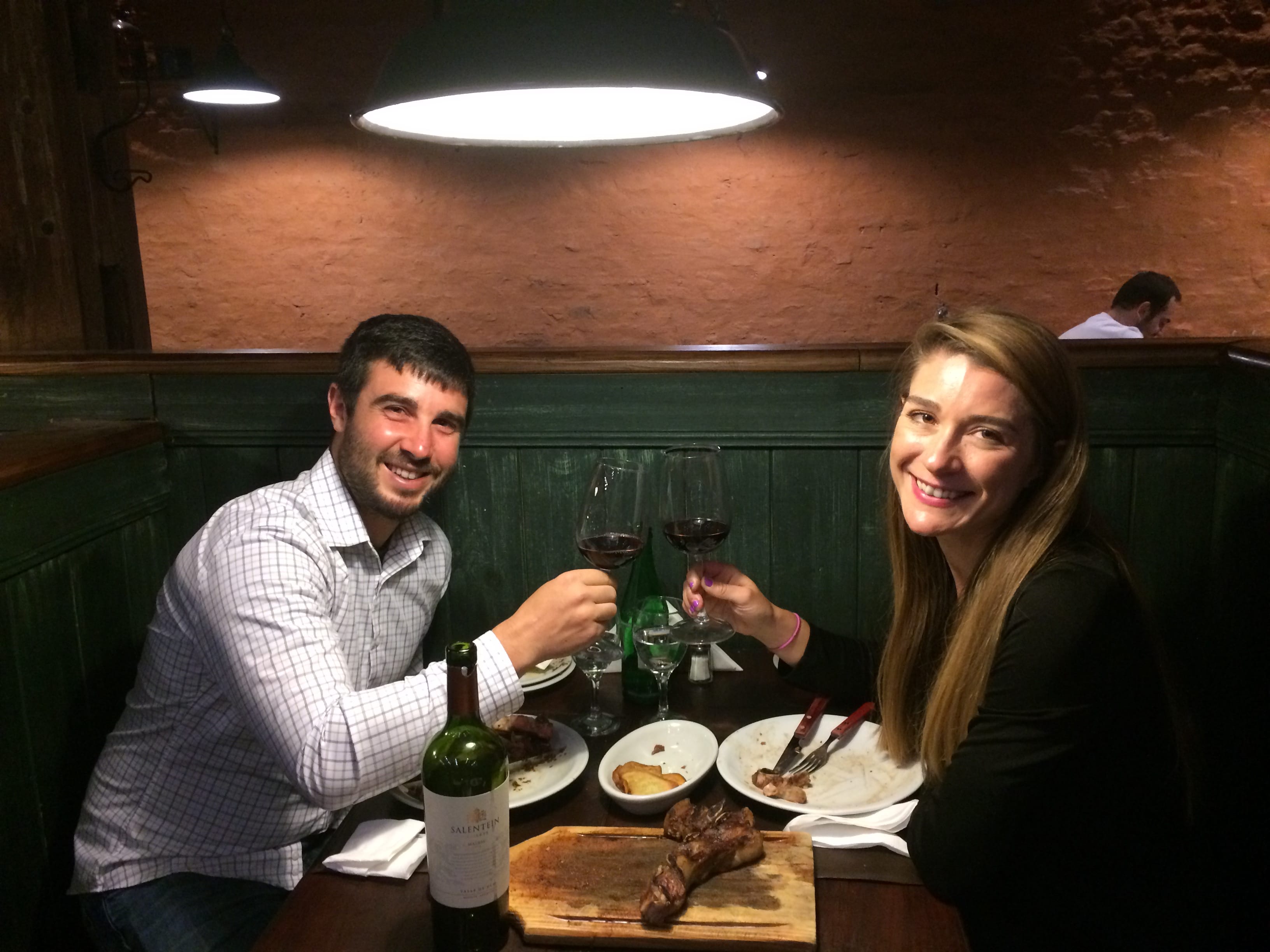 Small Group Buenos Aires by Night with All Inclusive Traditional Argentinian Dinner