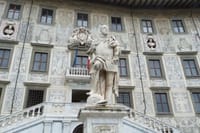 Piazza Cavalieri Pisa