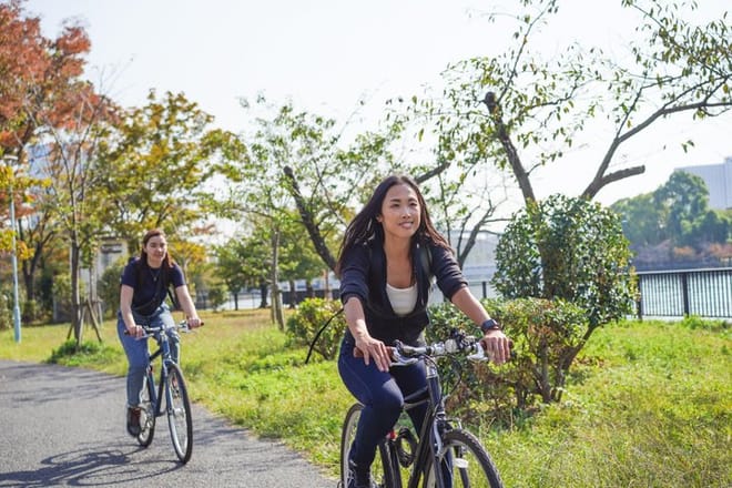 Osaka Castle & Local Neighborhoods 5h Bike Tour with Lunch photo 3
