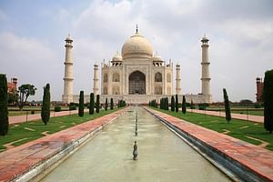 Same day Taj Mahal and Agra Fort Day Tour from Delhi