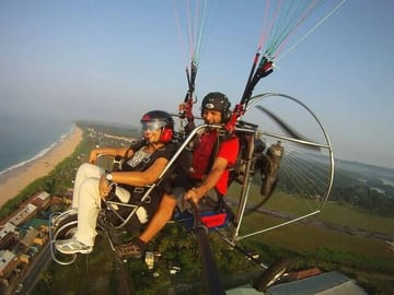Paramotoring Adventure Over Negombo's Coastal Scenery