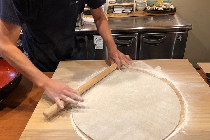 Mondo's most popular plan! Experience making soba noodles and the king of Japanese cuisine, tempura, in Sapporo!