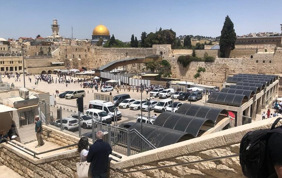 Jerusalem City Tour with Guided Visits to Historic Sites