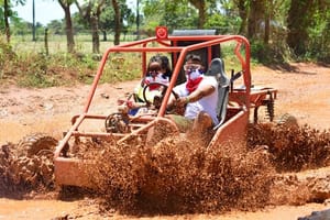 Buggy tour 4x4 experience Macau and visit the cave with pickup