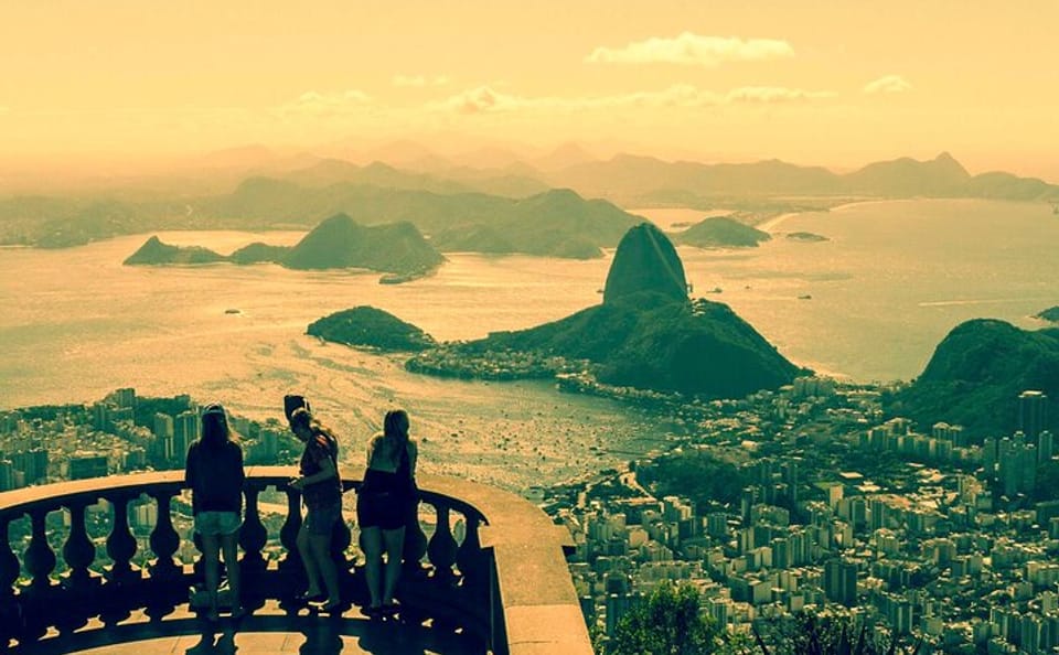 Rio de Janeiro 4 Wonders Jeep and Historic Walking Tour