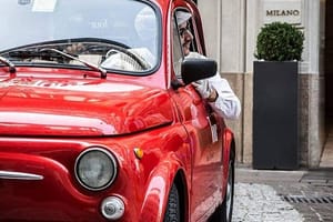 30 Minutes Vintage Fiat 500 Fast Tour in Milan
