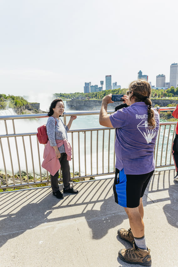 Niagara Falls One Day Tour from New York 5