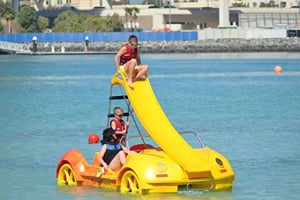 Pedalo in La Mer
