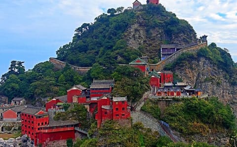 Private 2-Day Cultural Tour of Wudang Mountain, Shiyan