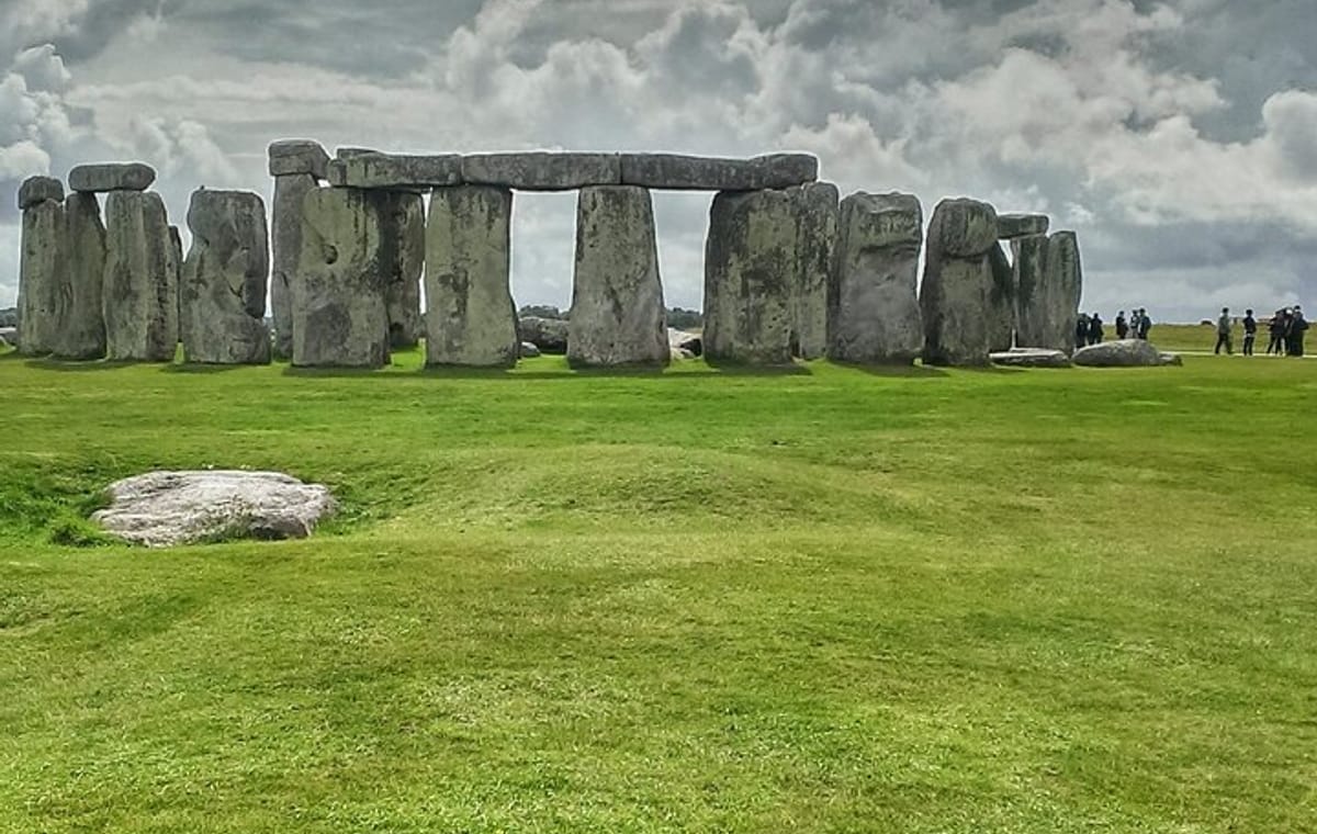 Stonehenge Pre Cruise Tour from London to Southampton Private