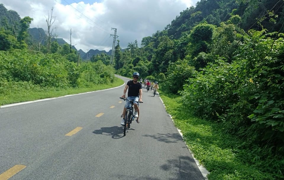 Bike Tour and Caving Adventure in Cat Ba National Park