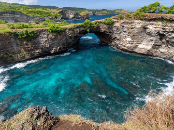 Nusa Penida Island Beach Tour with Kelingking Beach Visit