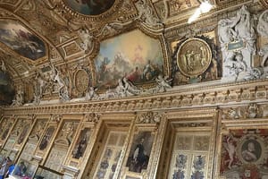 Paris and Louvre full day private tour by car or van.