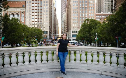 Professional Photo Shoot Tour in Seoul with a Photographer